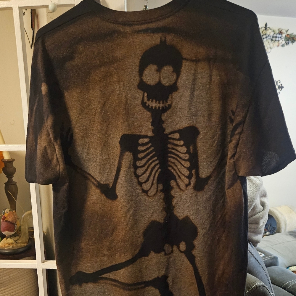 Black Skeleton Graphic T-Shirt - Picture 2 of 4